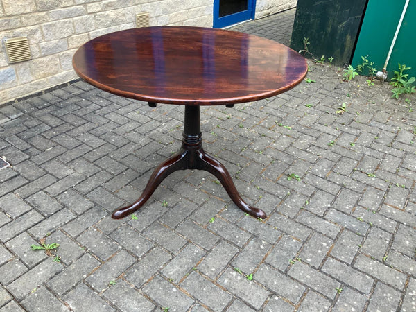 Antique Round Mahogany Tilt Top Table