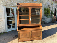 Antique English Oak Arts and Craft Bookcase/Cabinet