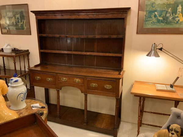 Antique Welsh Oak Dresser